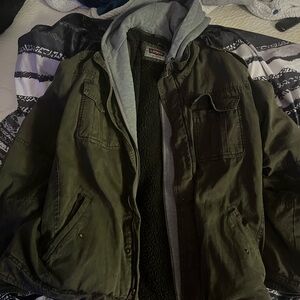 GREAT CONDITION Men's Levi's® Washed Cotton Sherpa-Lined Hooded Trucker Jacket